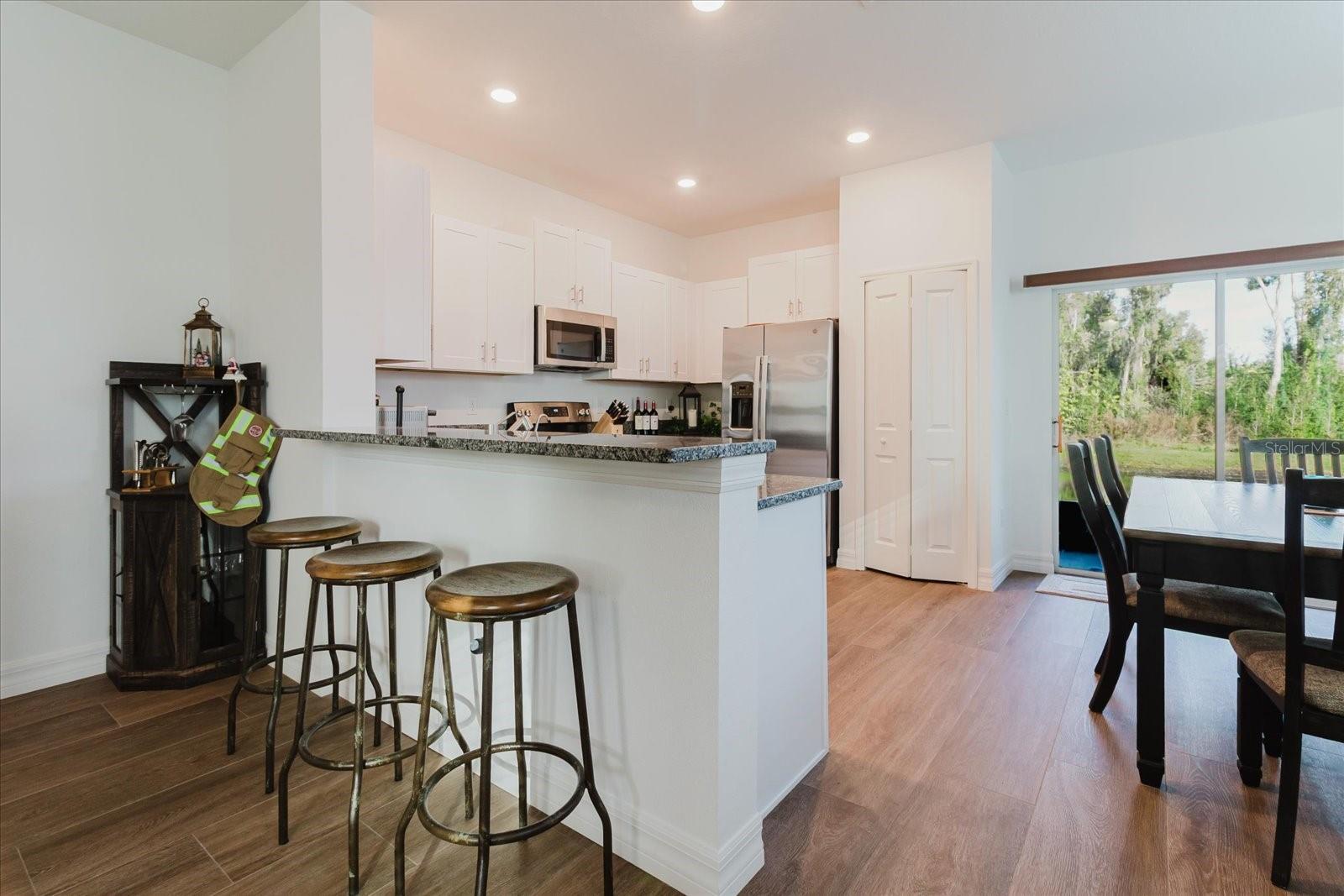 Image 13 of 45 For 6038 Shiner Street