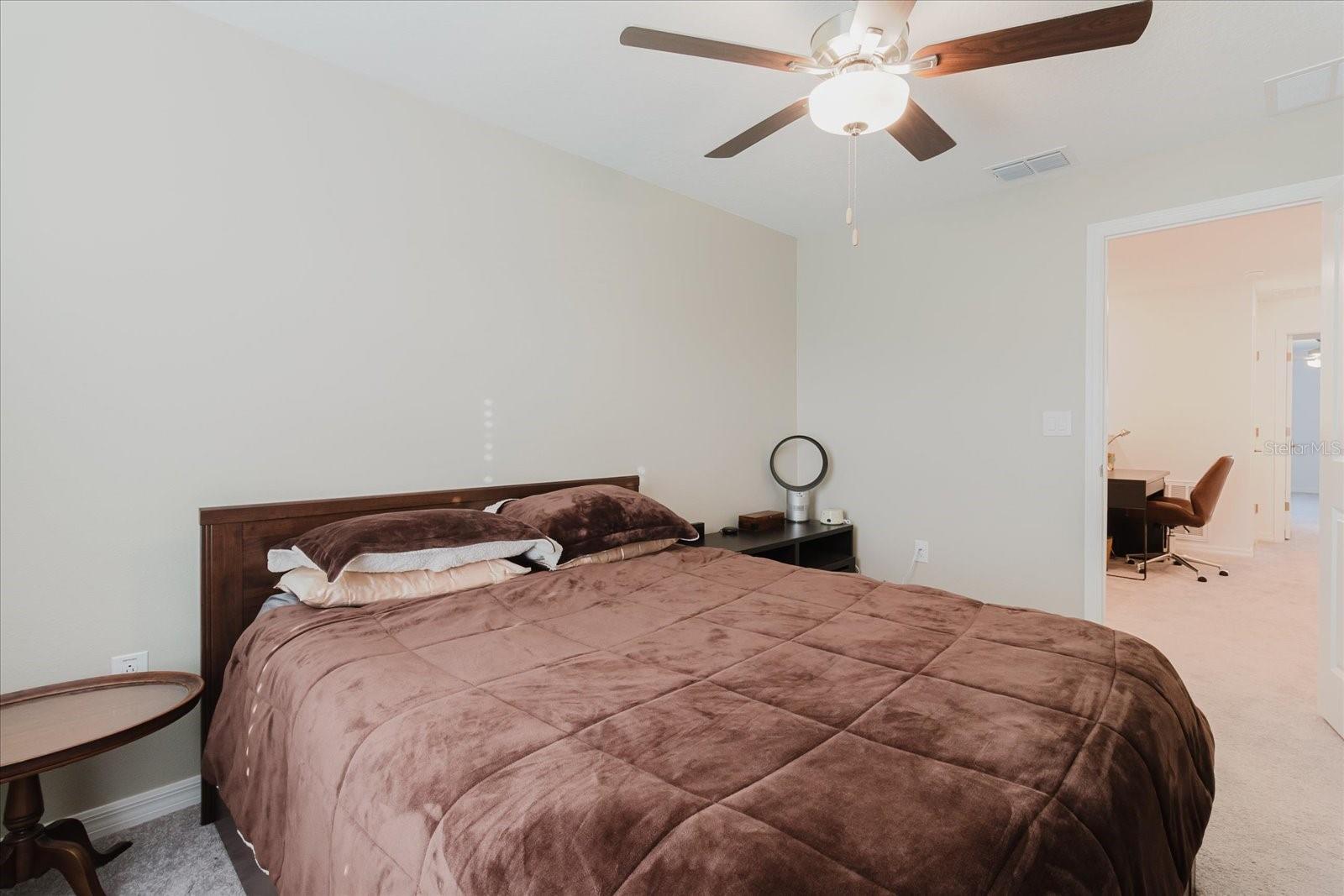 Image 21 of 45 For 6038 Shiner Street