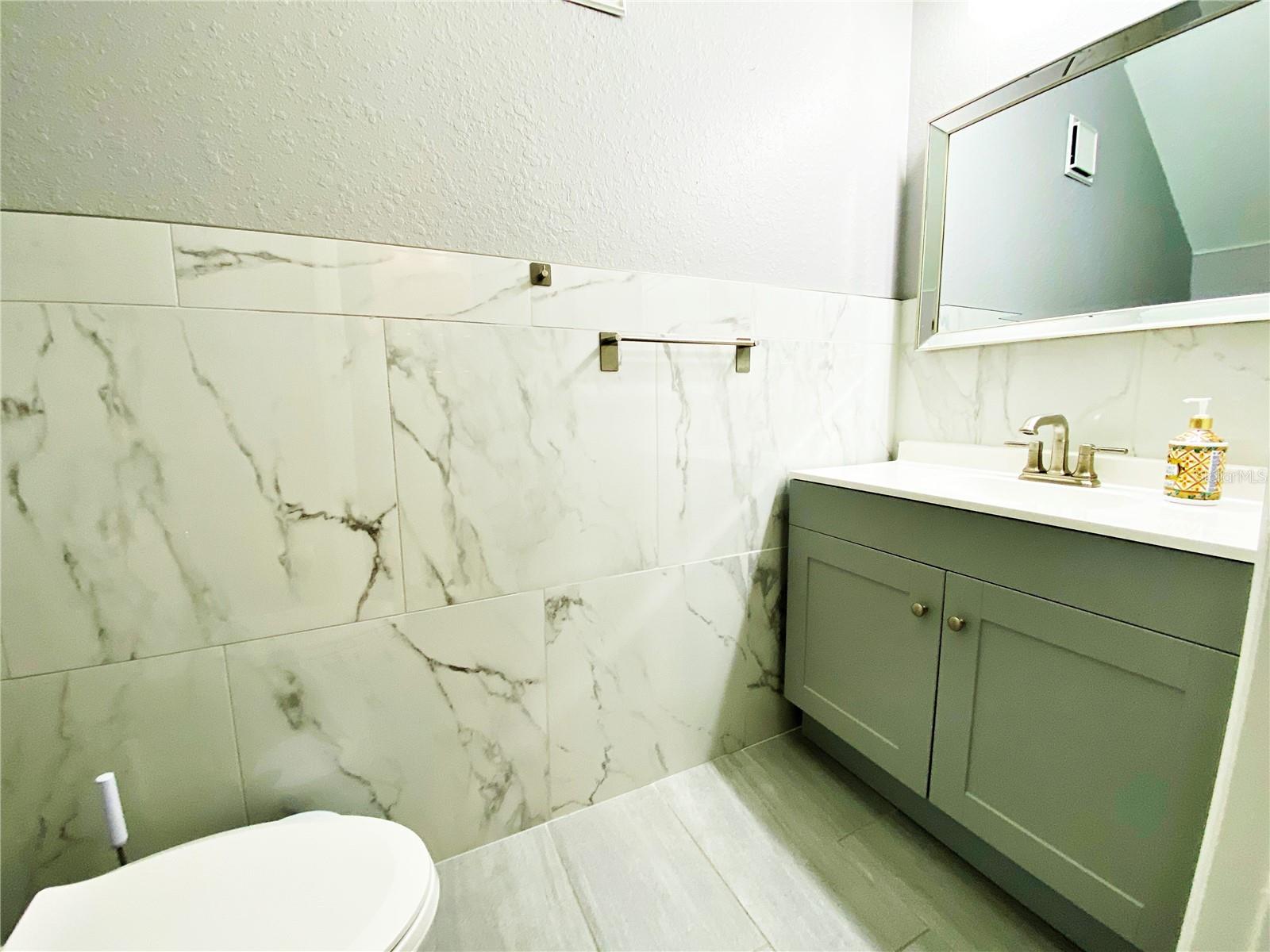 Image 20 of 22 For 3583 Wembley Way 102