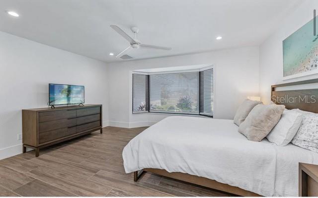 Image 6 of 11 For 1401 Salvadore Court