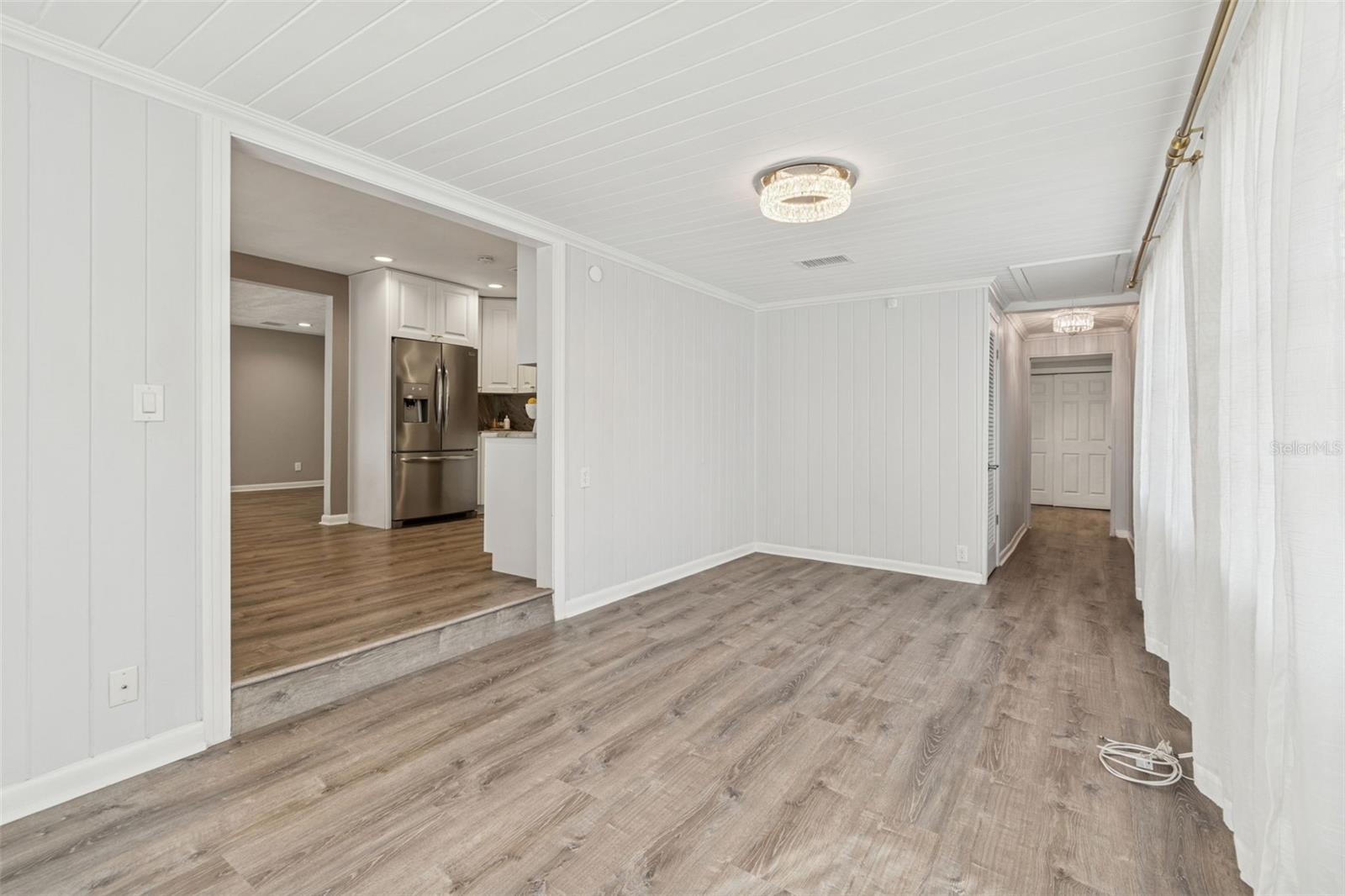 Image 14 of 43 For 815 Lowry Lane