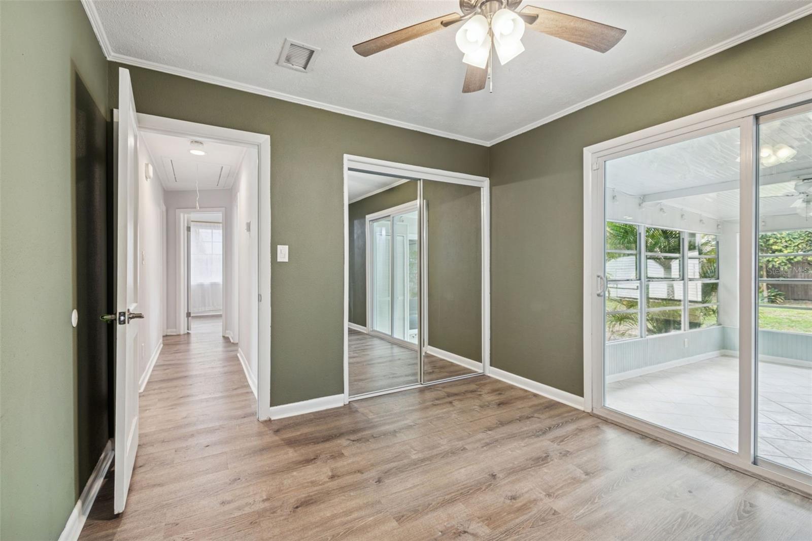 Image 19 of 43 For 815 Lowry Lane