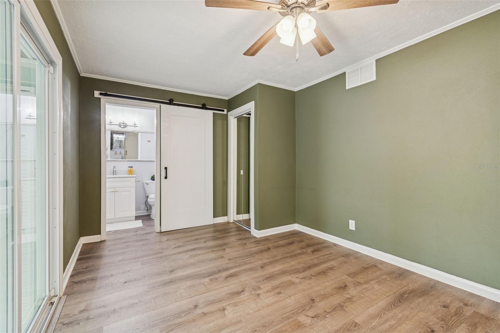 Image 20 of 43 For 815 Lowry Lane