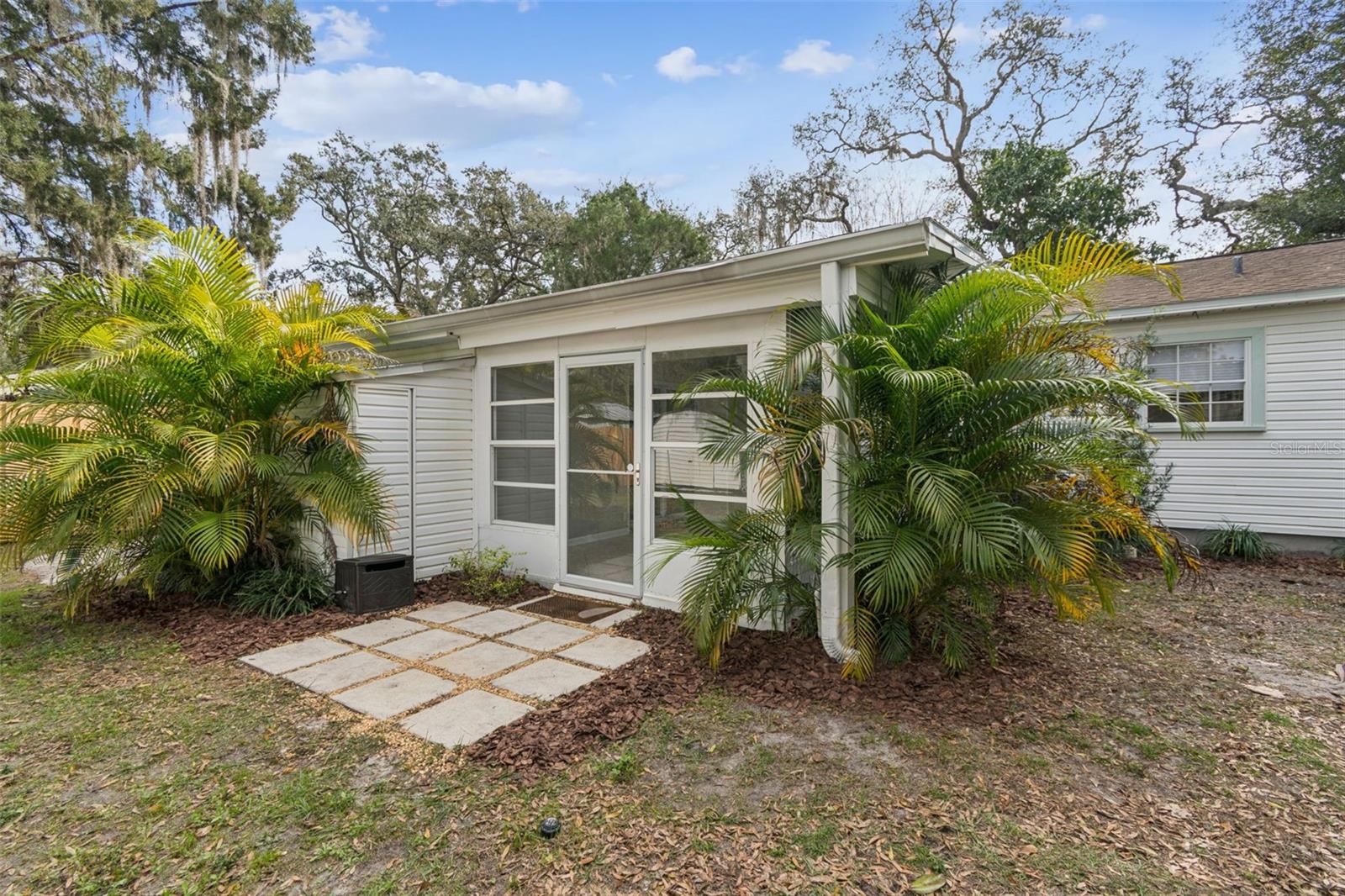 Image 35 of 43 For 815 Lowry Lane