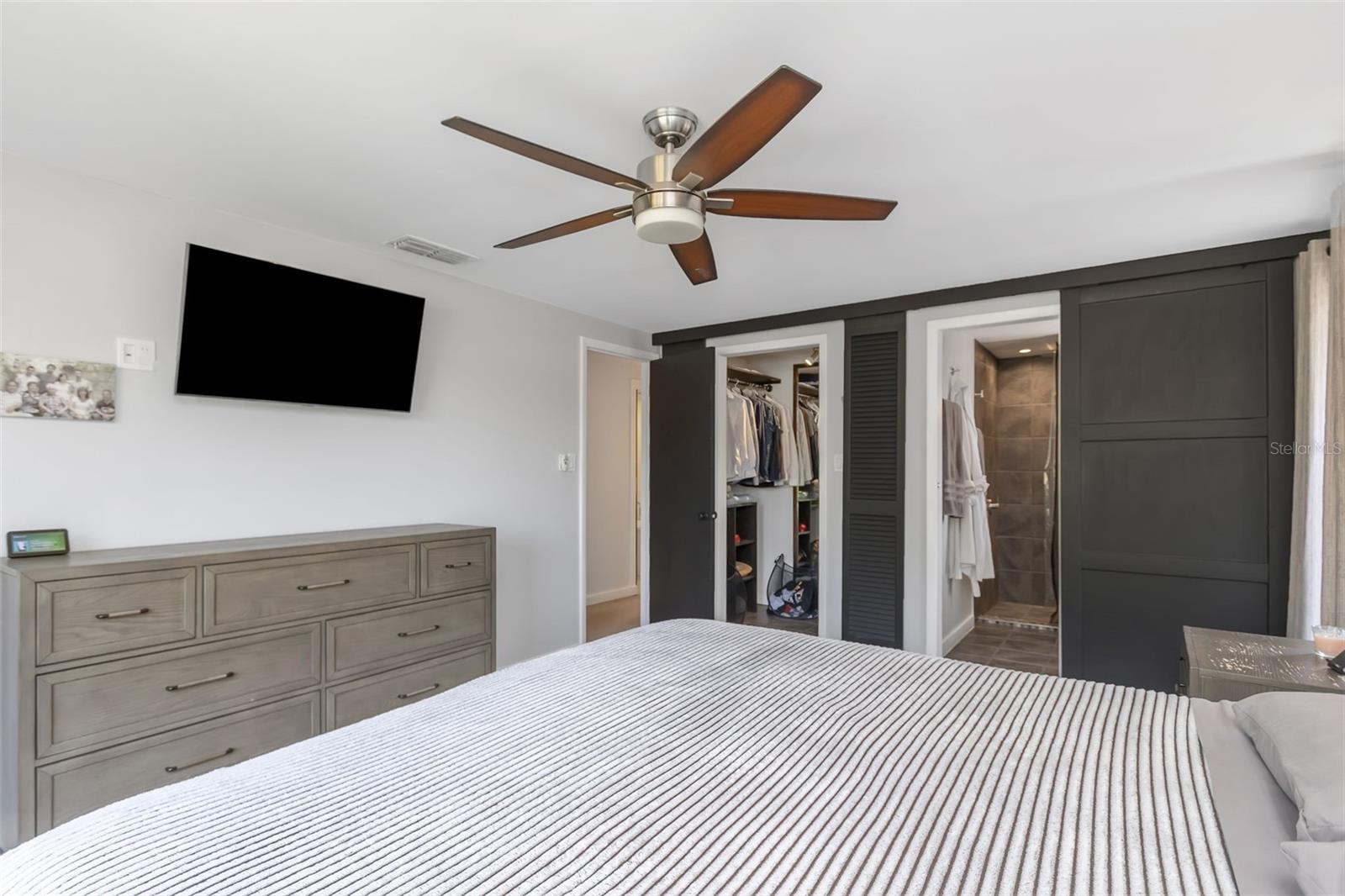 Image 52 of 83 For 4915 Pennsbury Drive