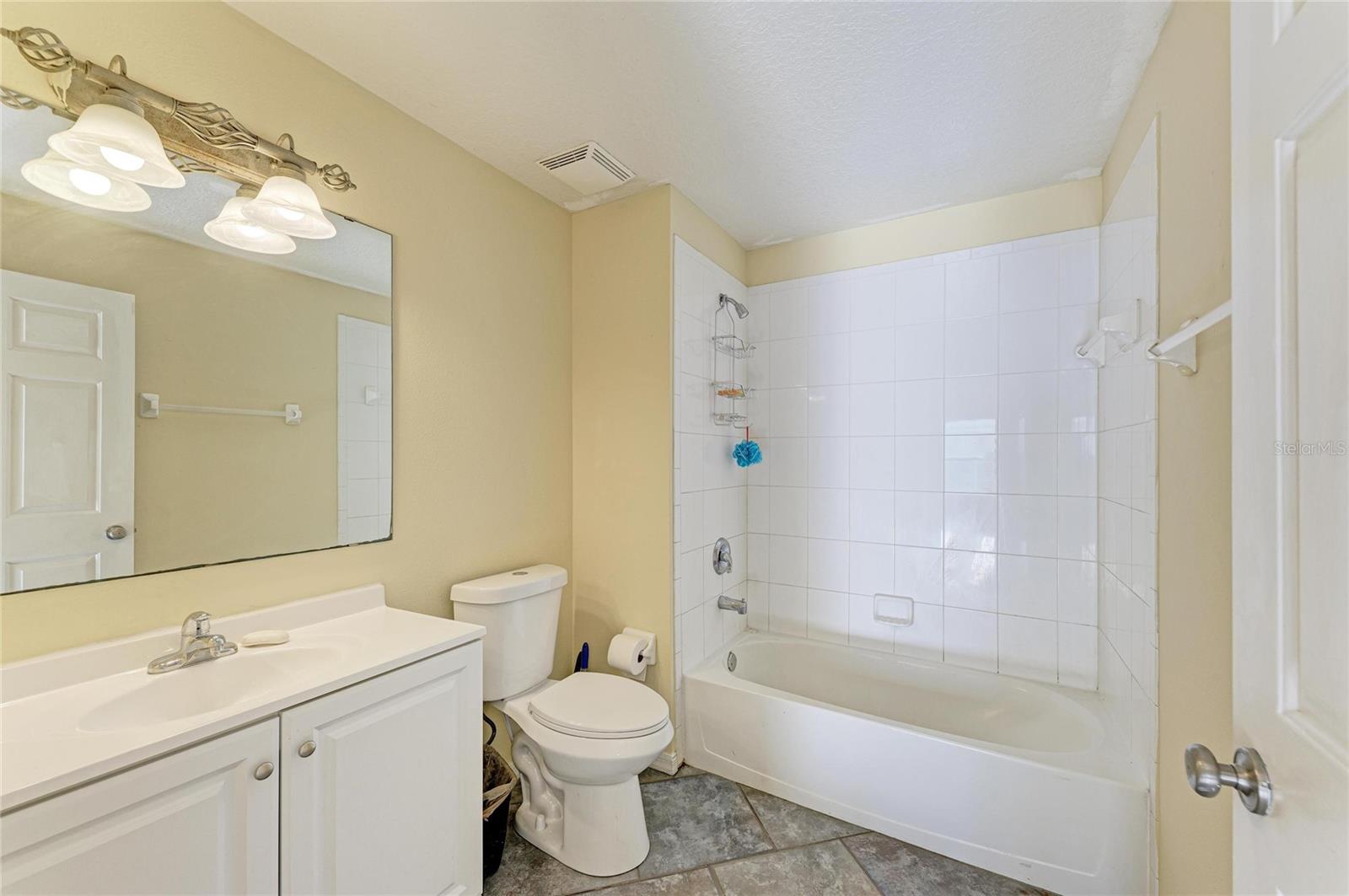 Image 35 of 54 For 11611 Summit Rock Court