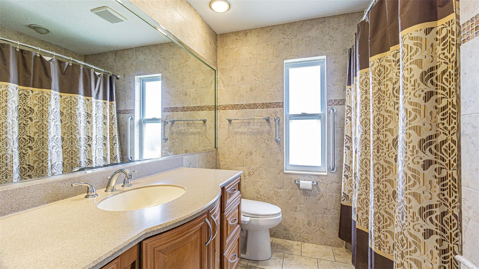 Image 16 of 26 For 9035 Remington Drive