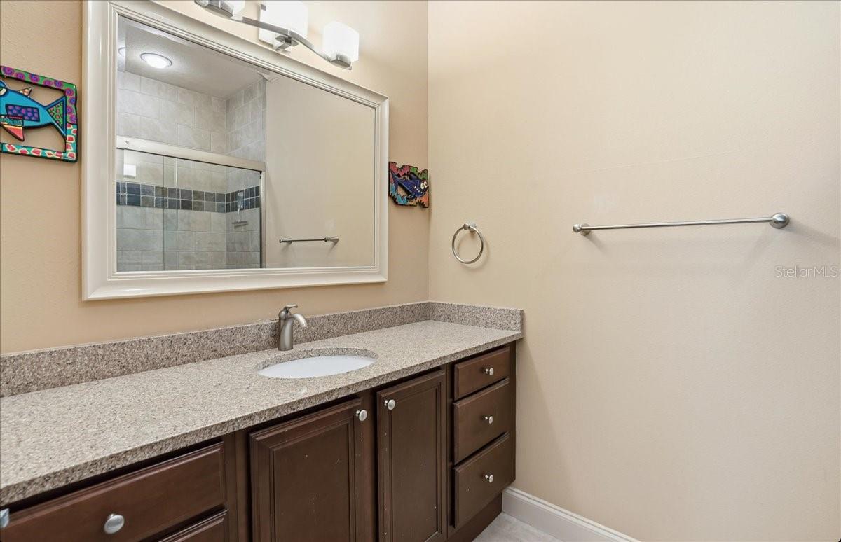 Image 11 of 22 For 607 3rd Avenue S