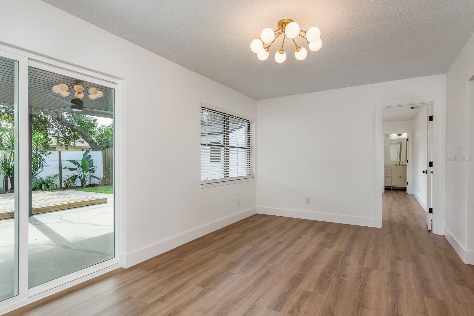 Image 11 of 30 For 1737 Prince Philip Street