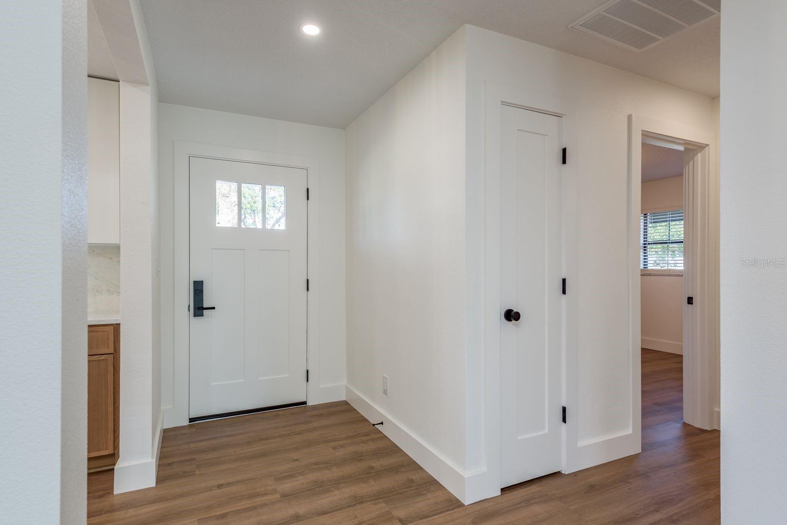 Image 19 of 30 For 1737 Prince Philip Street