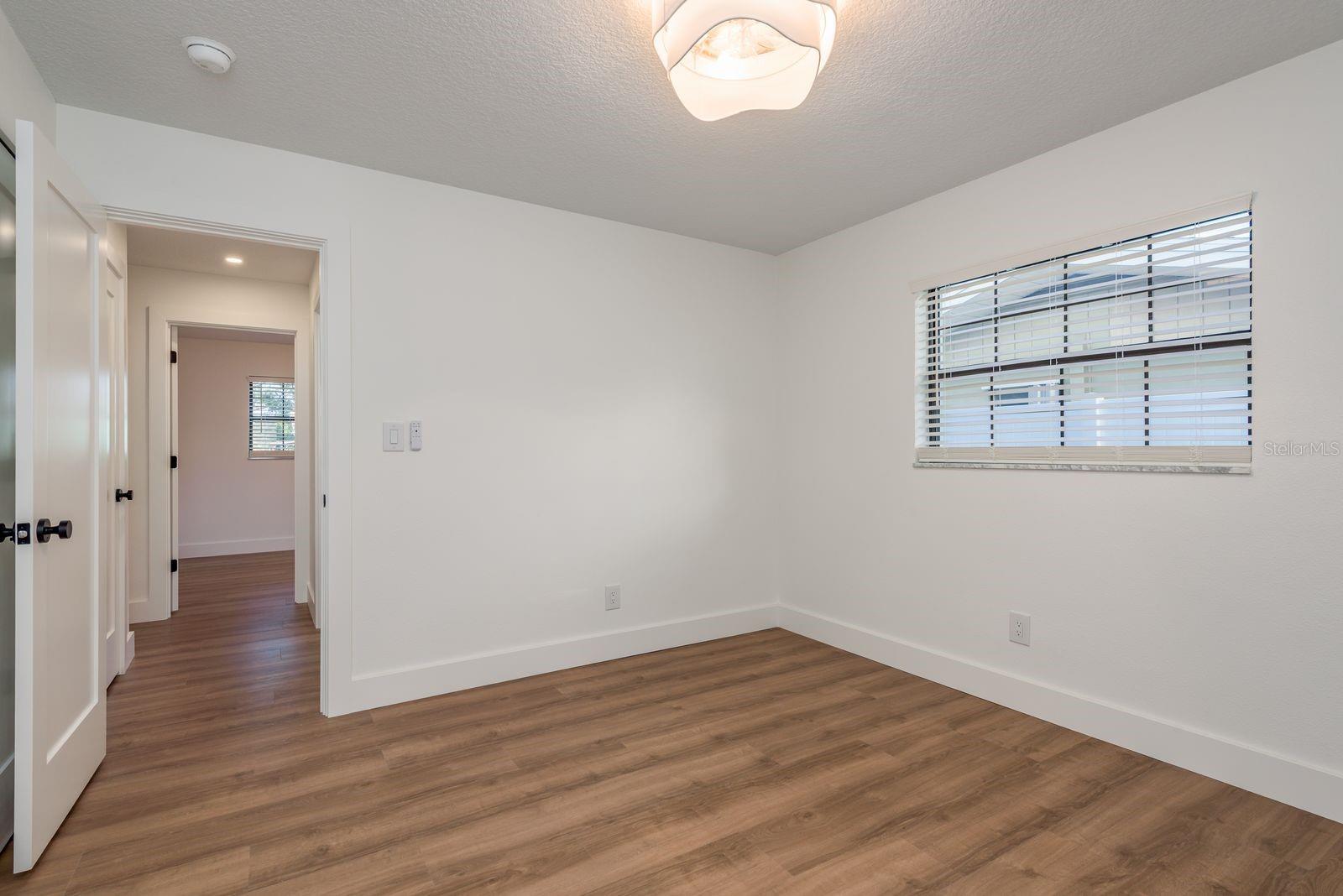 Image 23 of 30 For 1737 Prince Philip Street