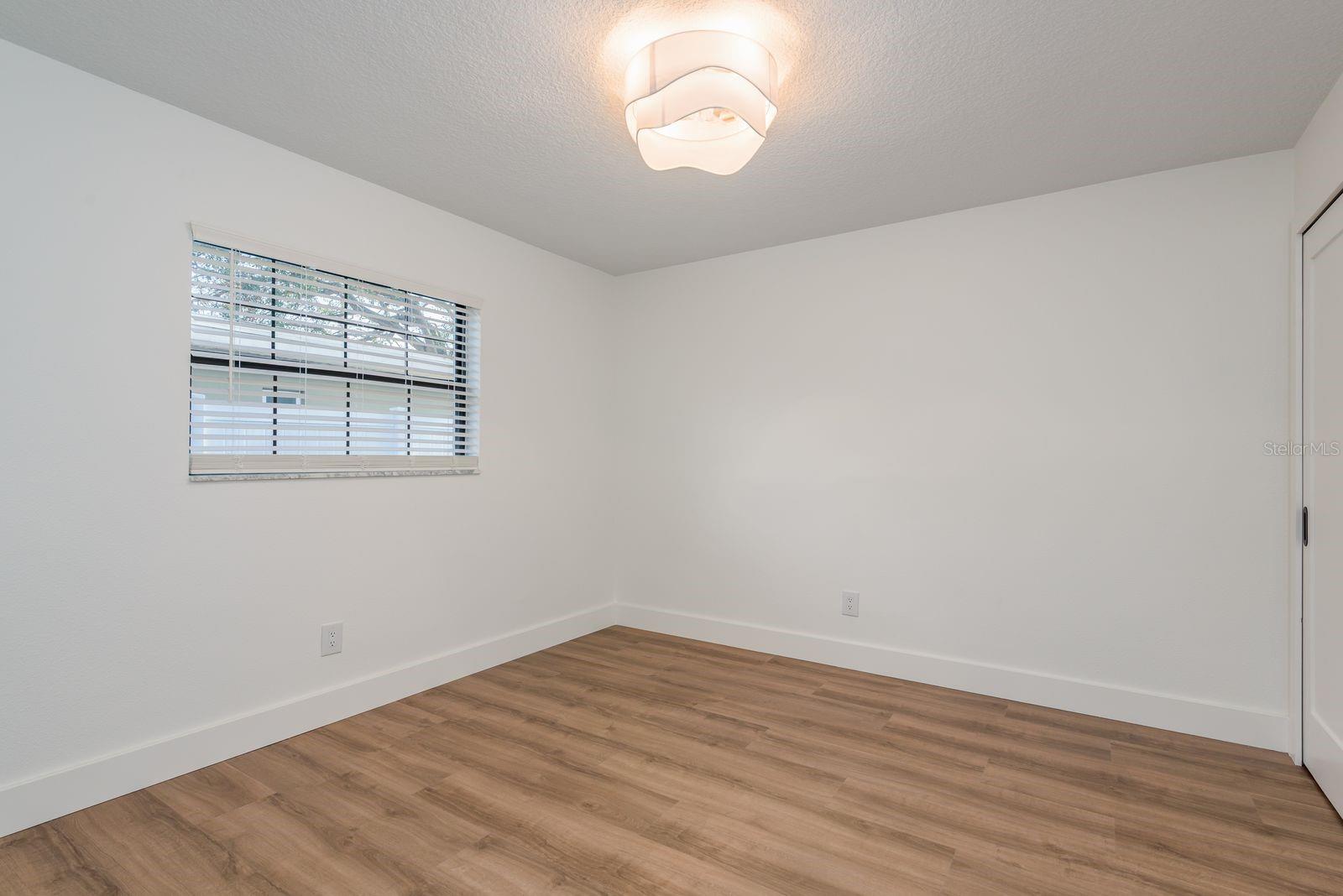 Image 24 of 30 For 1737 Prince Philip Street