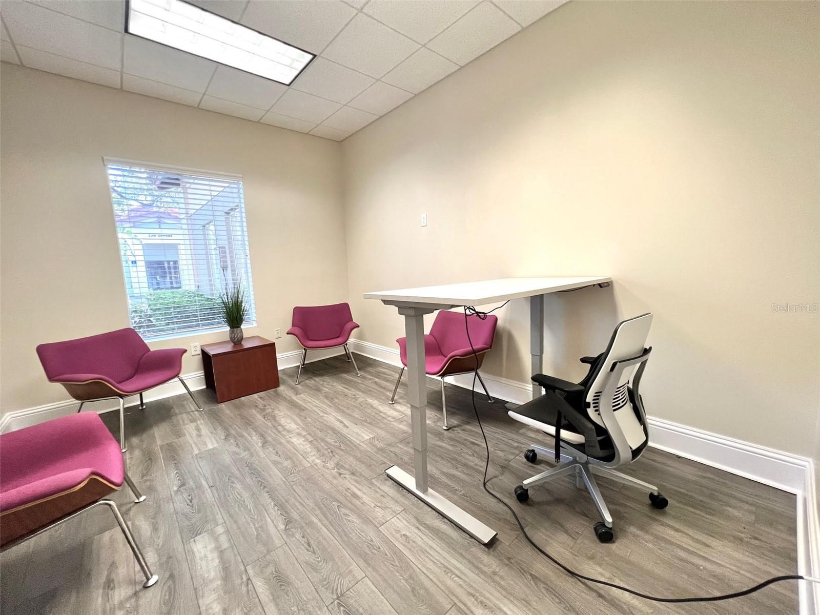 Image 2 of 34 For 1550 Cleveland Street 11