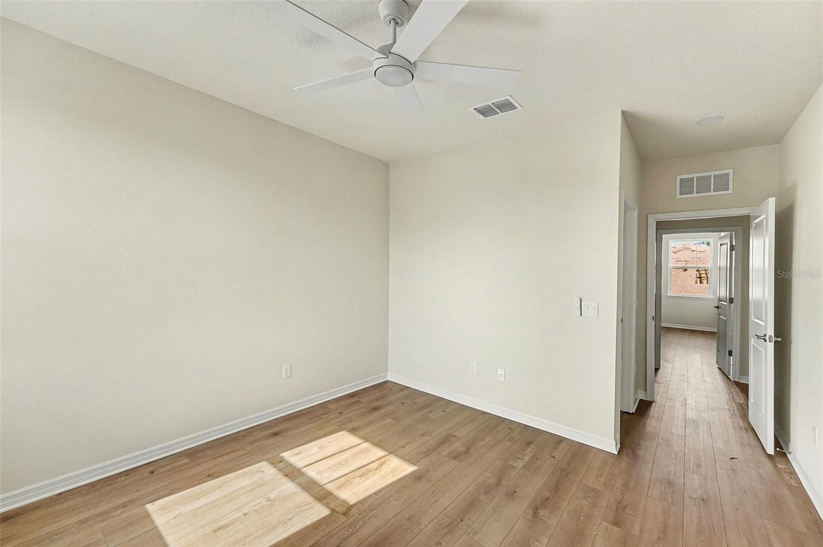 Image 11 of 22 For 2545 Mario Way