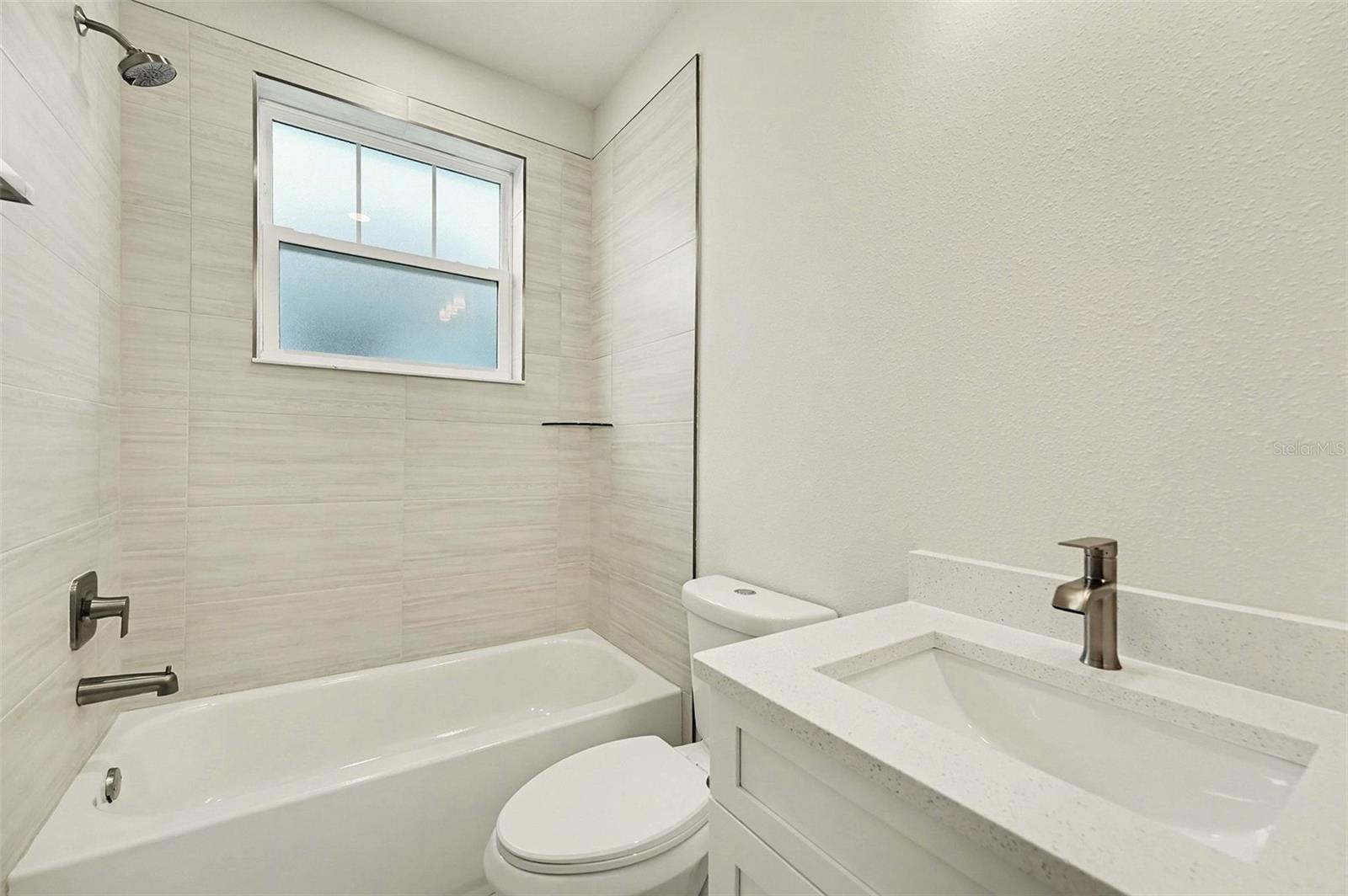 Image 13 of 22 For 2545 Mario Way