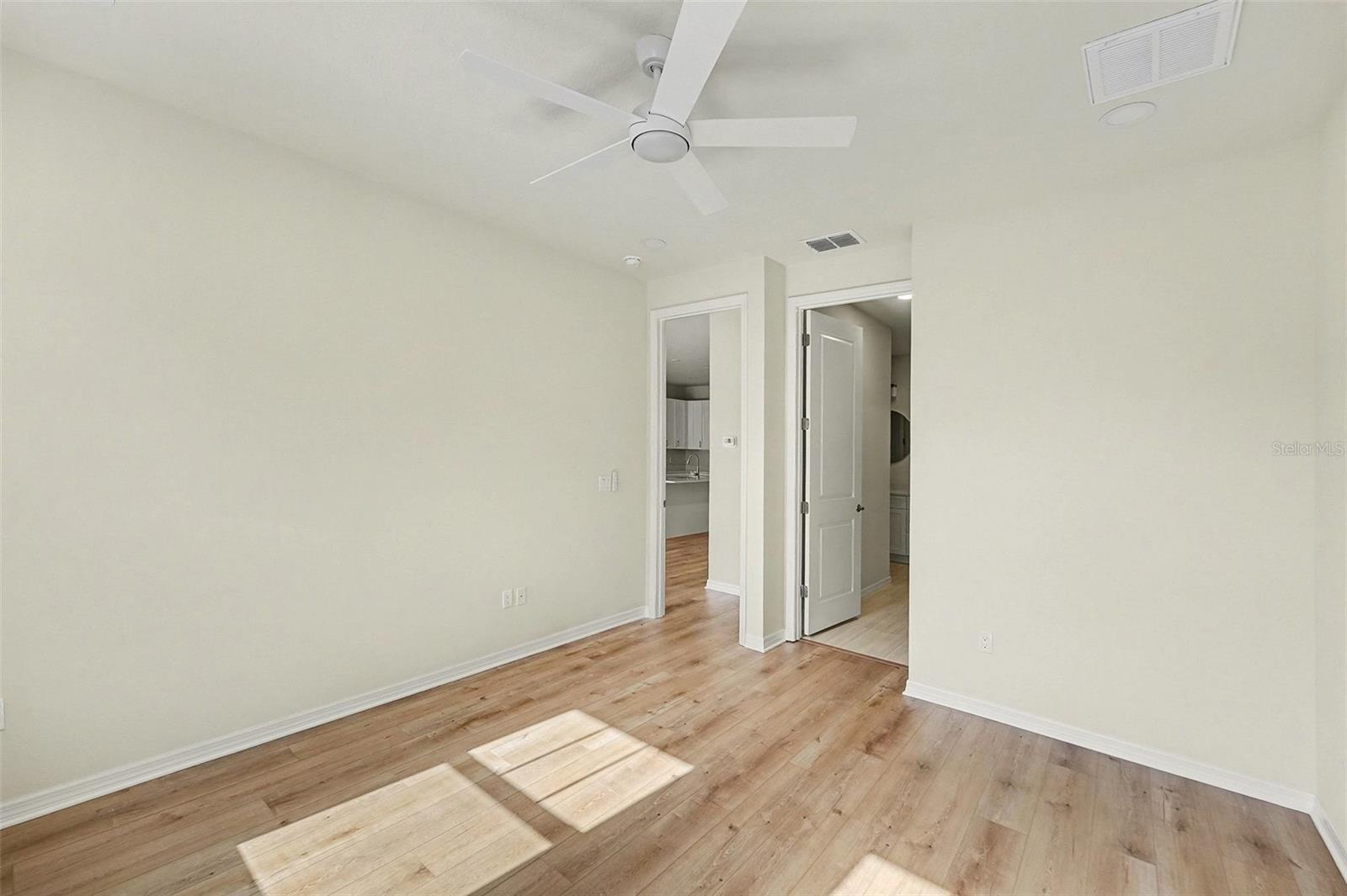 Image 7 of 22 For 2545 Mario Way