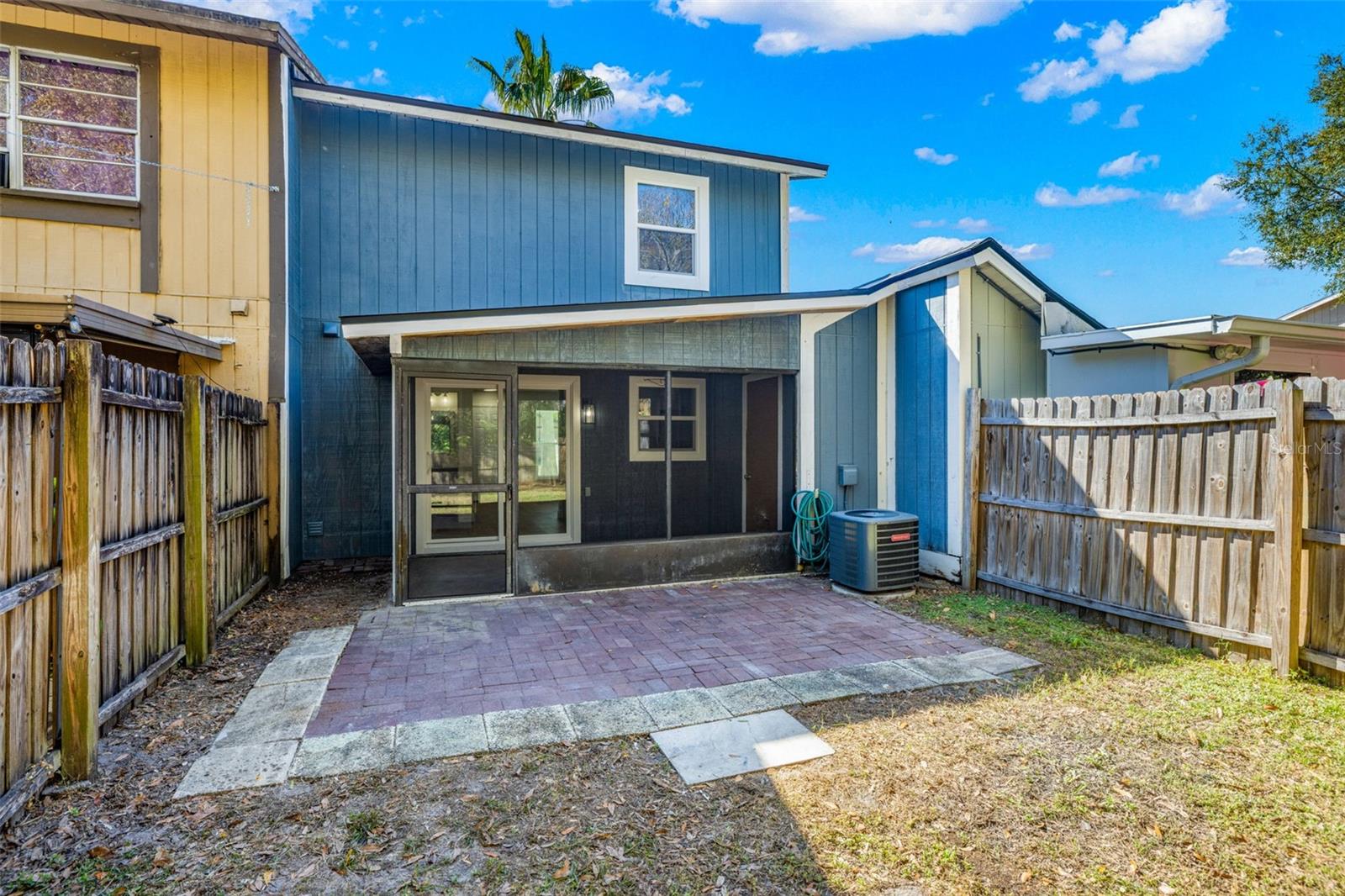 Image 13 of 15 For 14309 Village View Drive