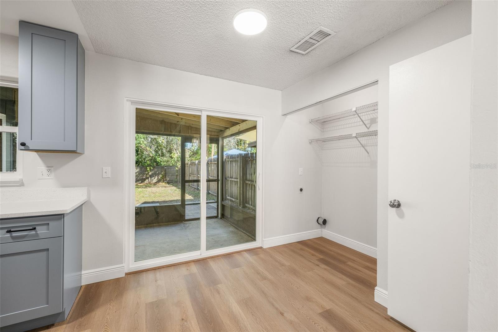 Image 7 of 15 For 14309 Village View Drive