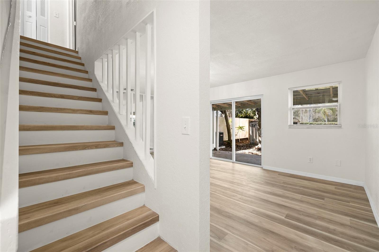 Image 10 of 22 For 14224 Village Terrace Drive