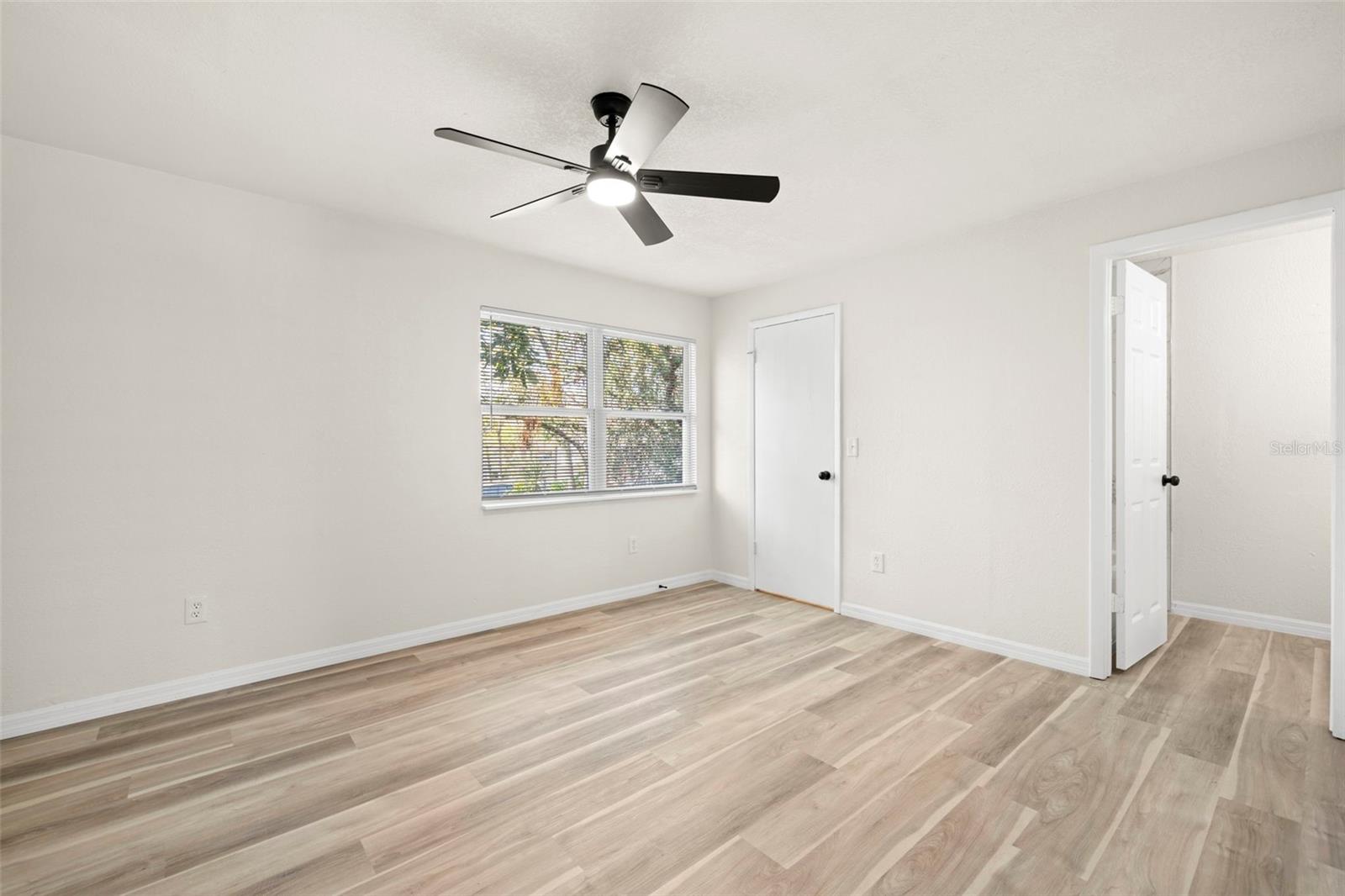 Image 11 of 22 For 14224 Village Terrace Drive