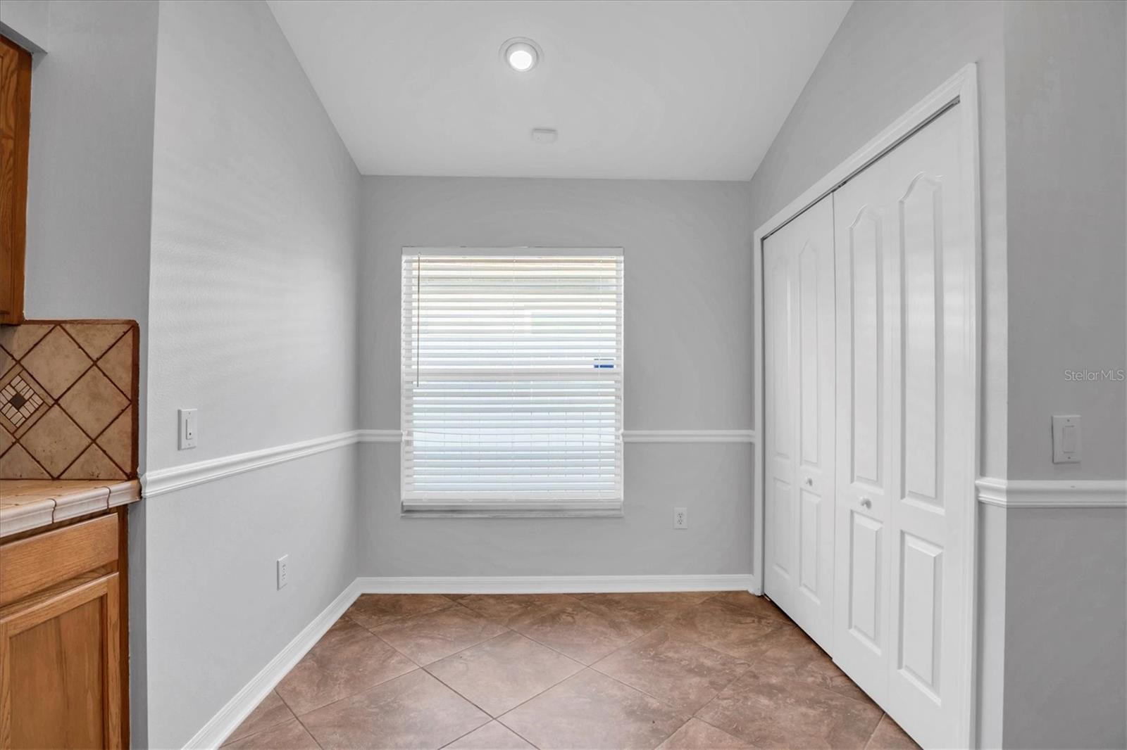 Image 14 of 42 For 11102 Lakeside Vista Drive