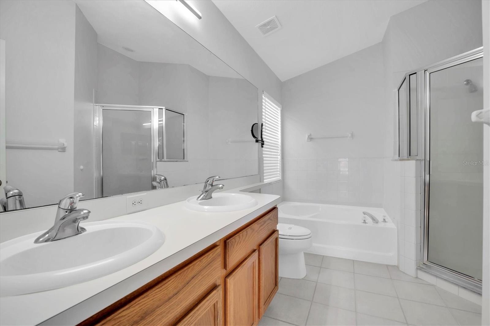 Image 20 of 42 For 11102 Lakeside Vista Drive