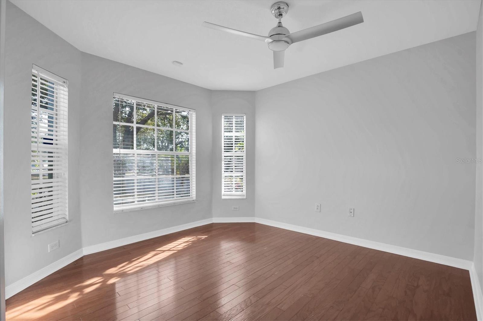 Image 22 of 42 For 11102 Lakeside Vista Drive