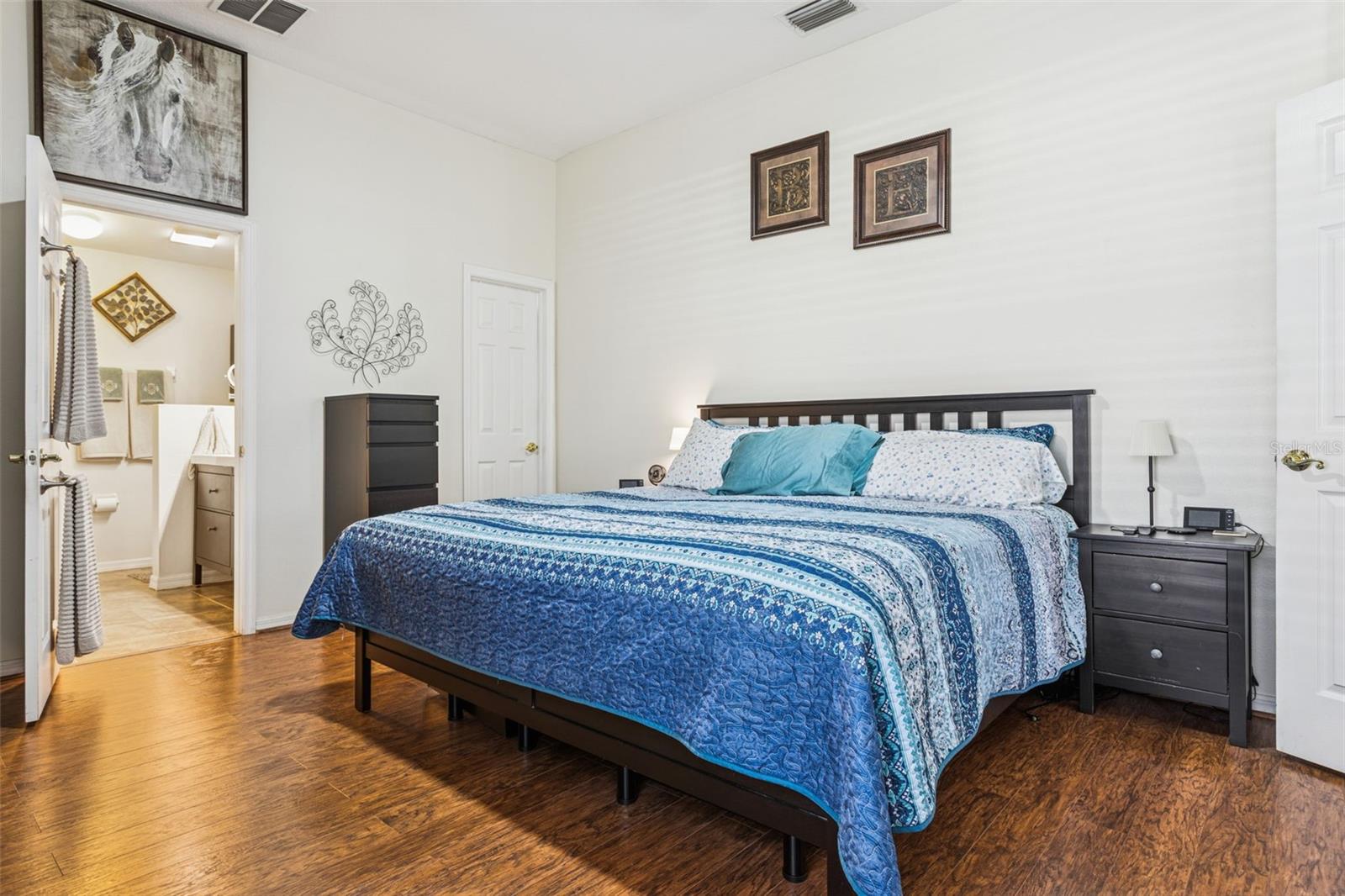 Image 26 of 61 For 7135 Hamilton Park Boulevard