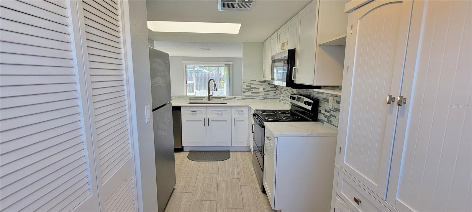 Image 11 of 45 For 3342 Teeside Drive