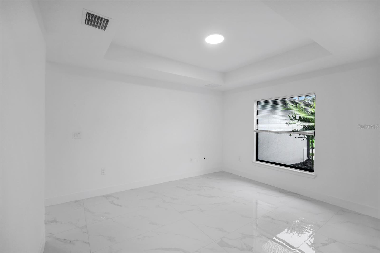 Image 9 of 12 For 1213 Magnolia Avenue