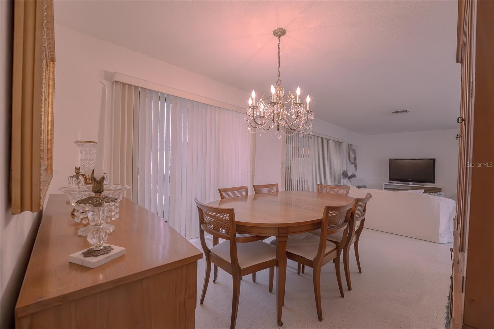 Image 9 of 30 For 14001 Yacht Club Boulevard