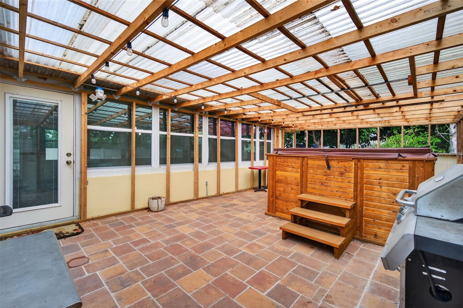 Image 20 of 49 For 5883 Darren Court N