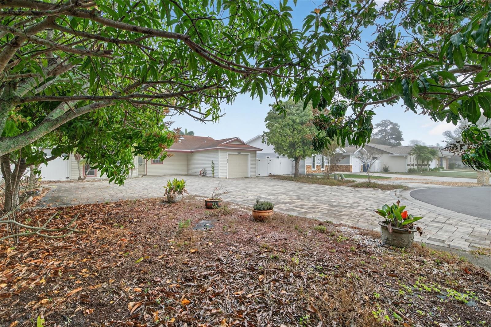 Image 28 of 49 For 5883 Darren Court N