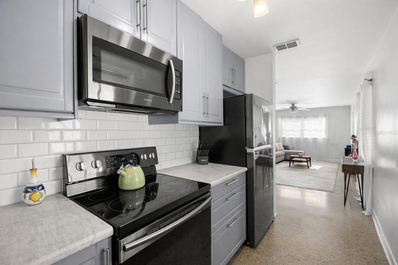 Image 10 of 20 For 6406 Clark Avenue