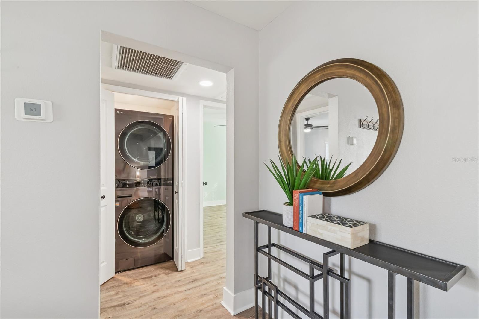 Image 38 of 62 For 1009 Jean Street