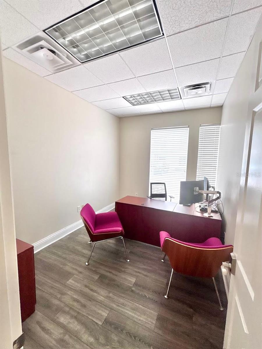 Image 2 of 30 For 1550 Cleveland Street 2