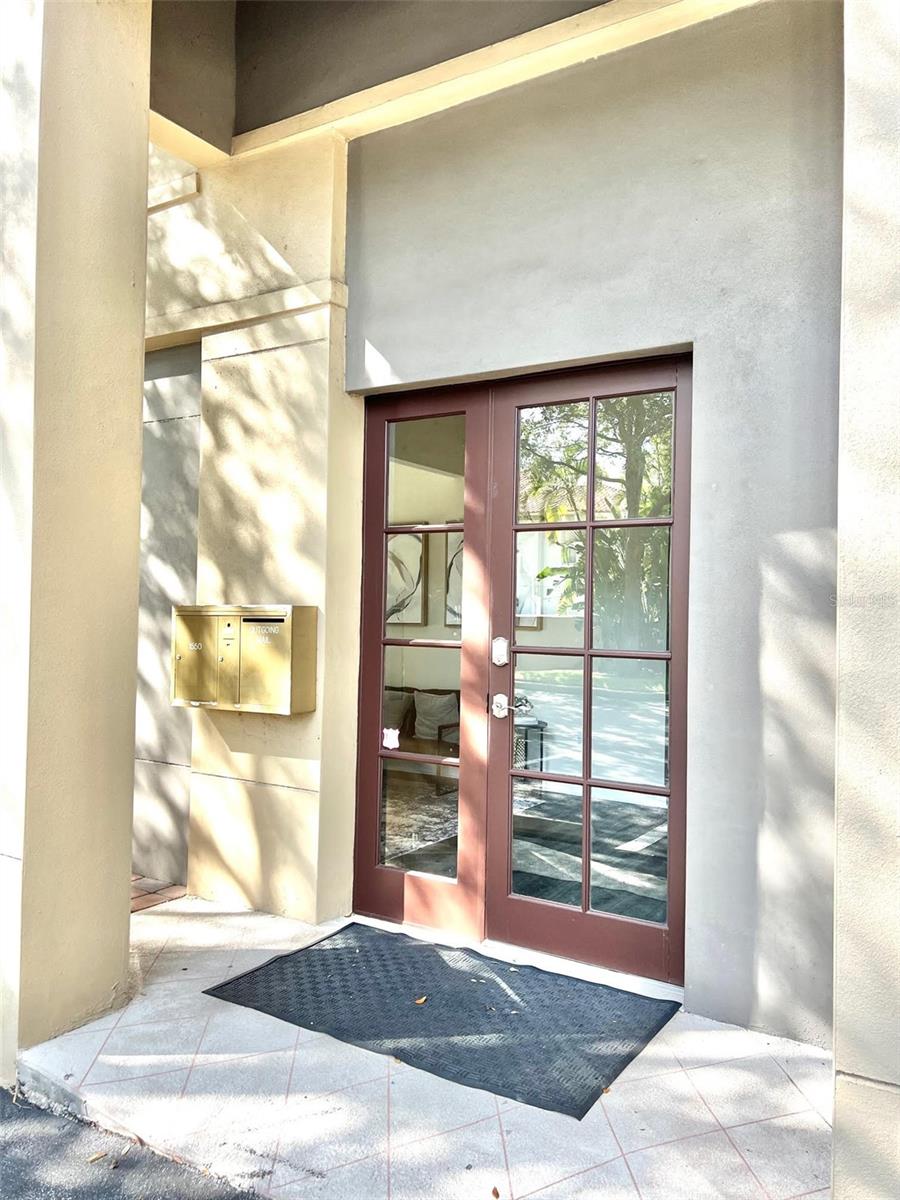 Image 6 of 30 For 1550 Cleveland Street 2