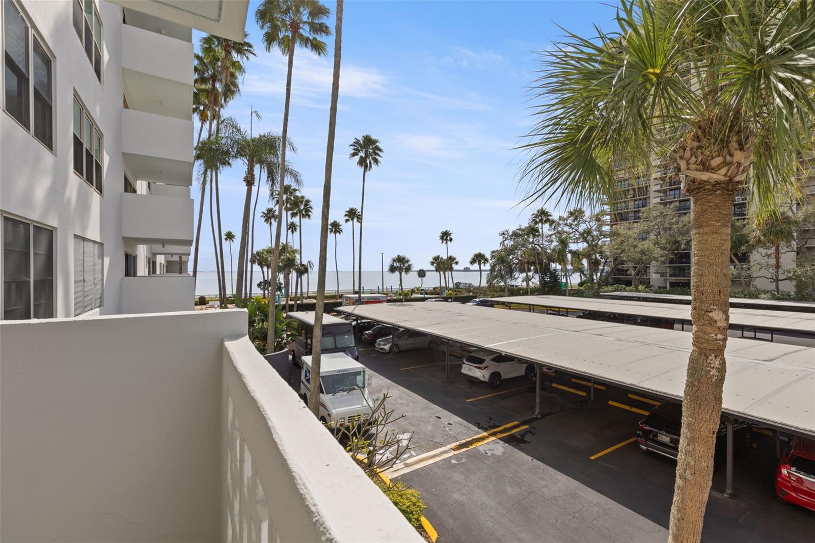 Image 25 of 42 For 2401 Bayshore Boulevard 202