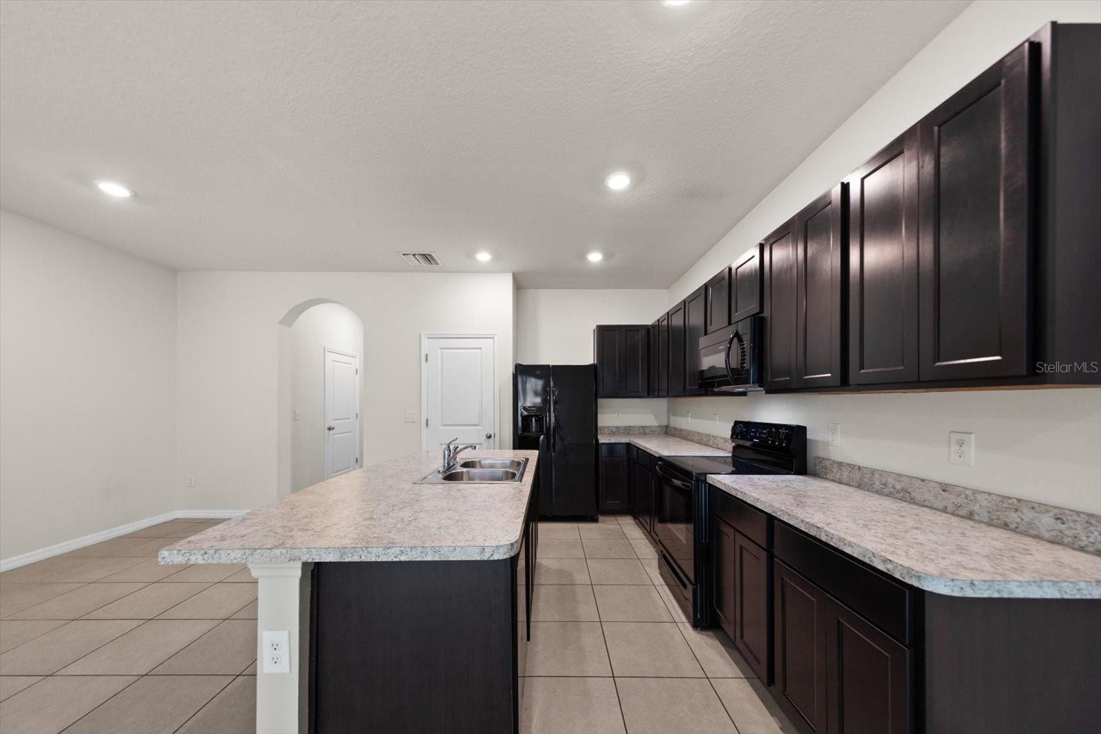 Image 12 of 33 For 424 Newmont Circle