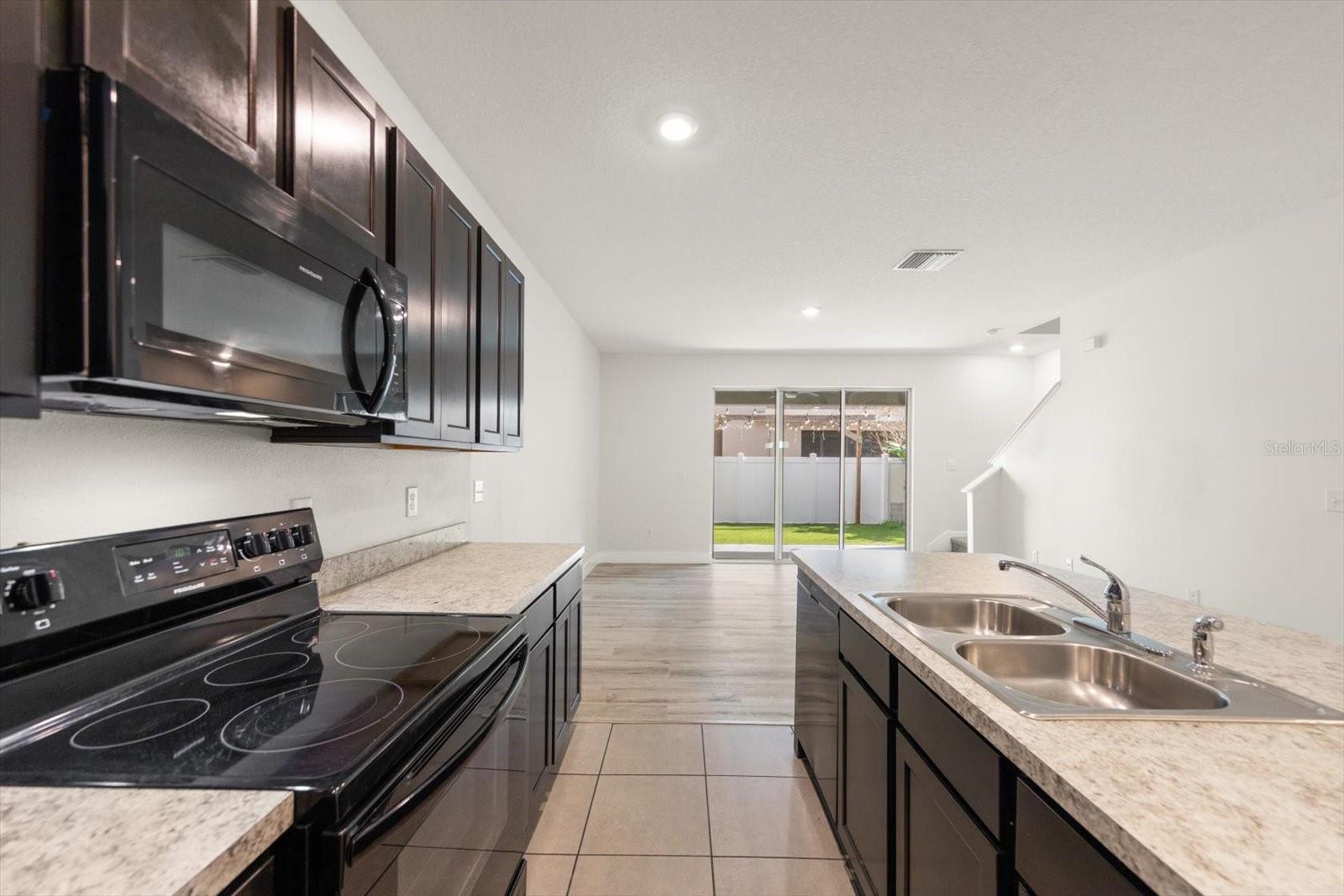 Image 16 of 33 For 424 Newmont Circle