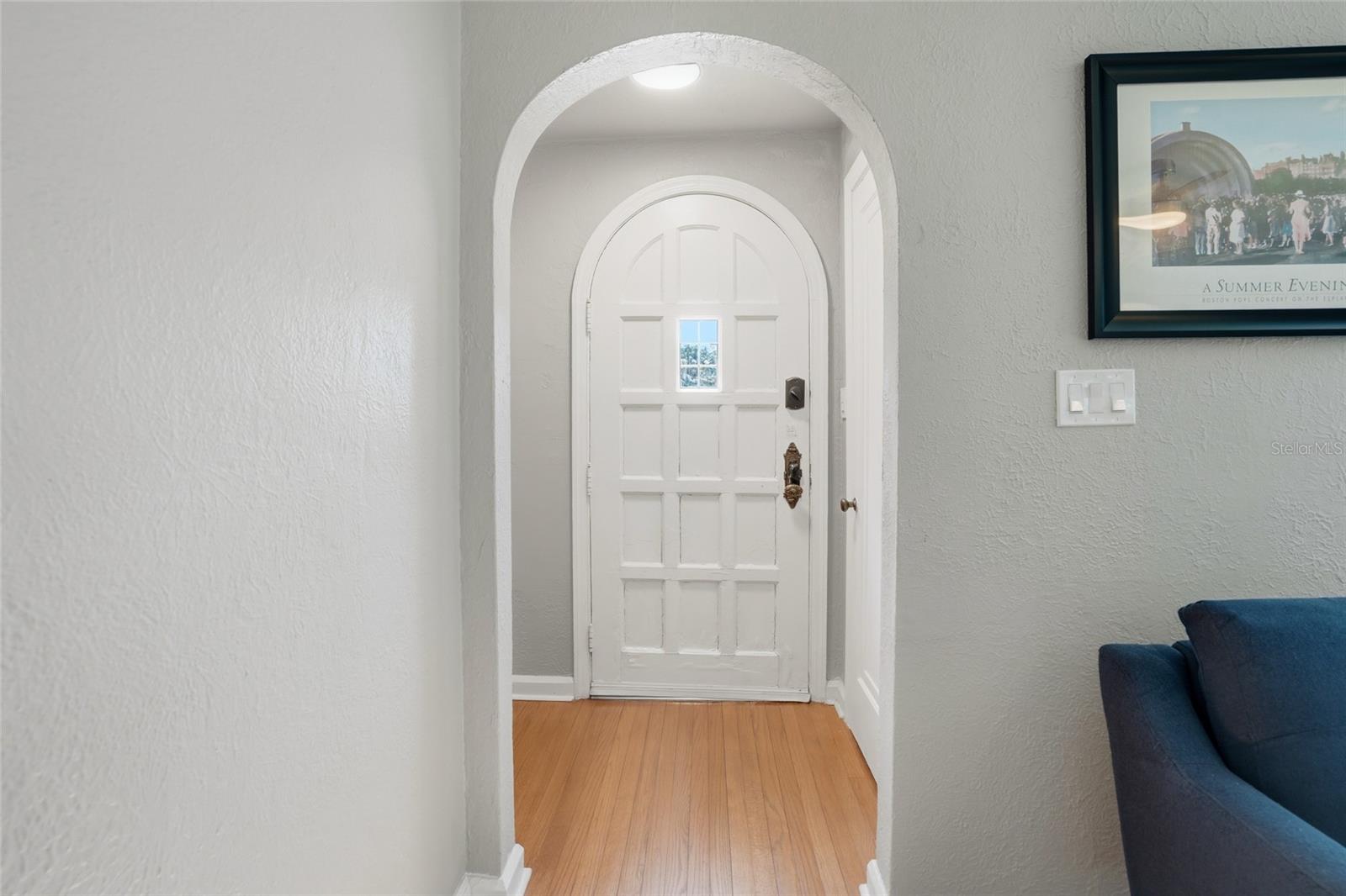 Image 14 of 52 For 511 27th Avenue N