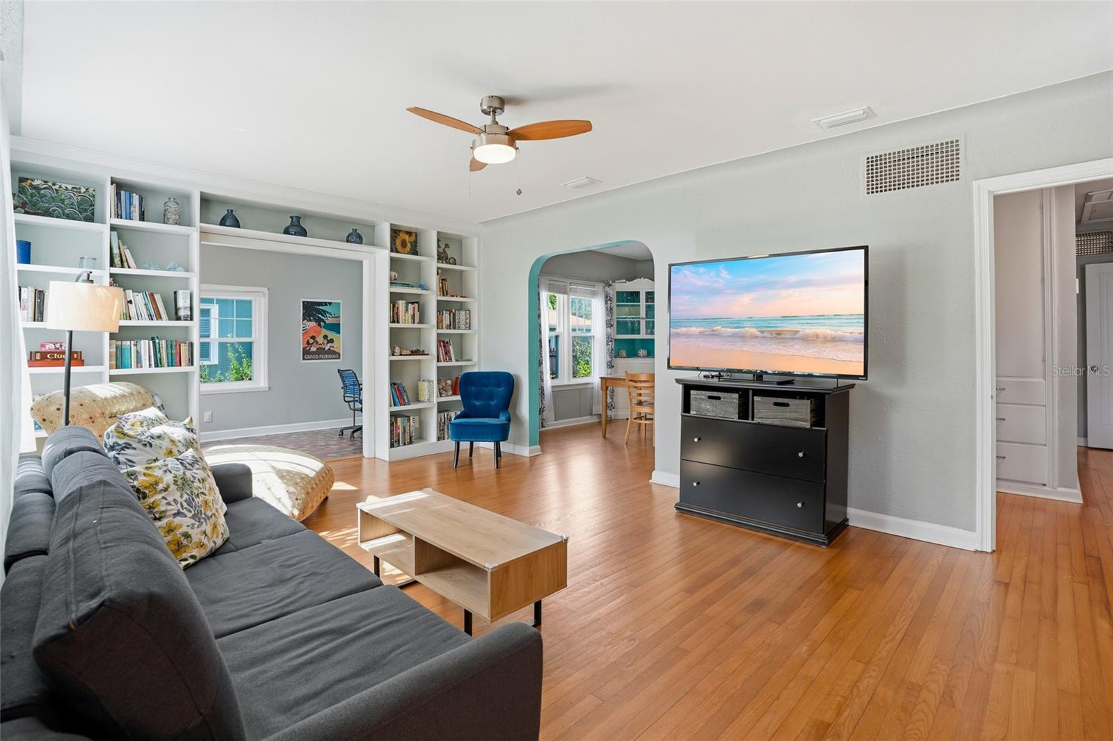 Image 15 of 52 For 511 27th Avenue N