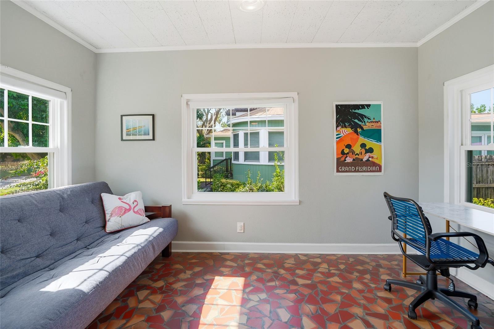 Image 18 of 52 For 511 27th Avenue N