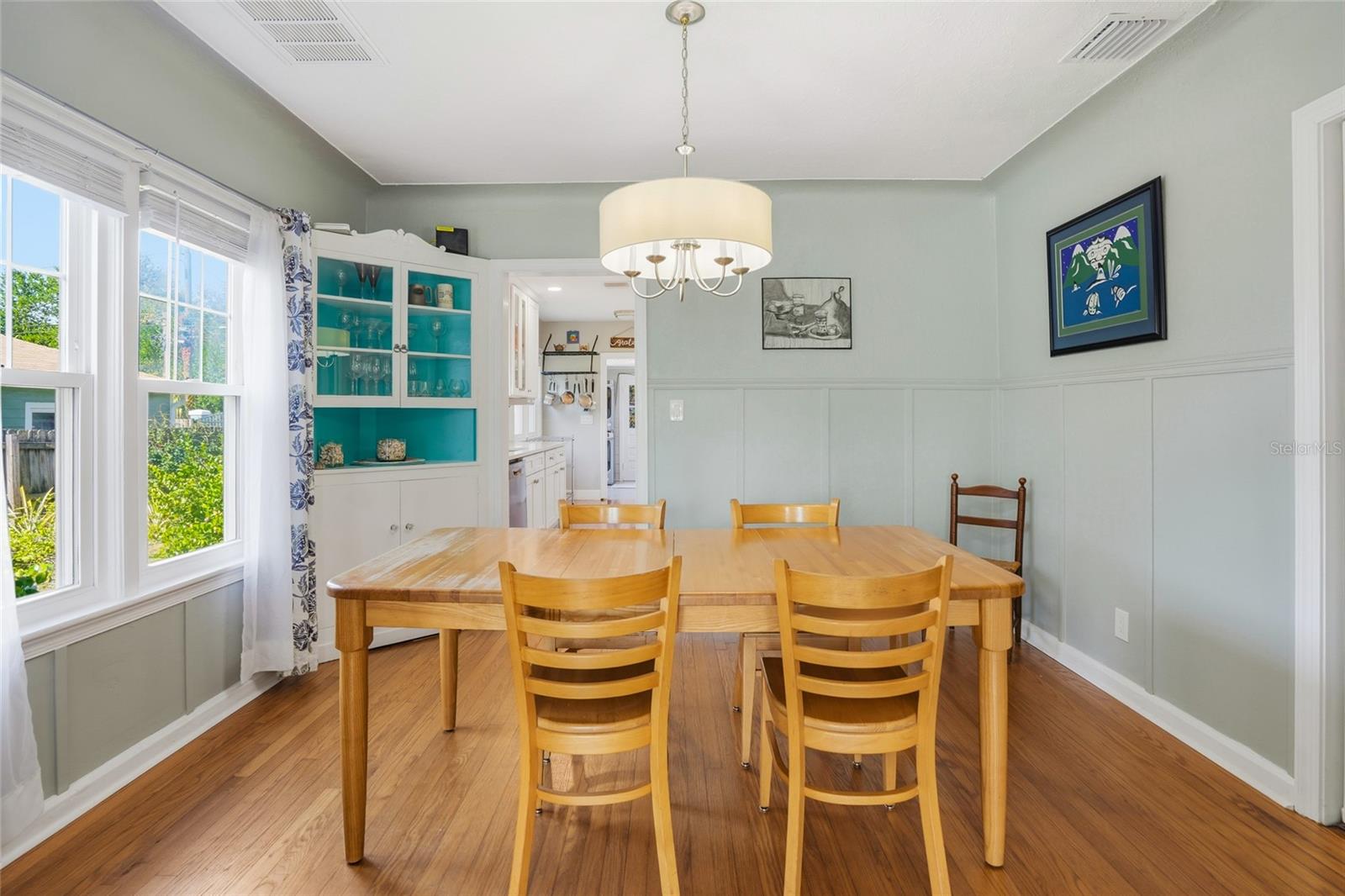 Image 19 of 52 For 511 27th Avenue N