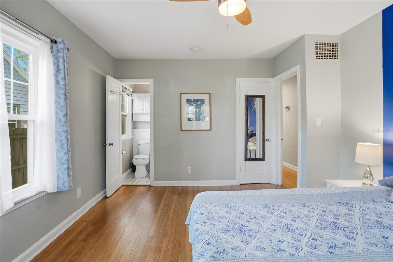 Image 26 of 52 For 511 27th Avenue N