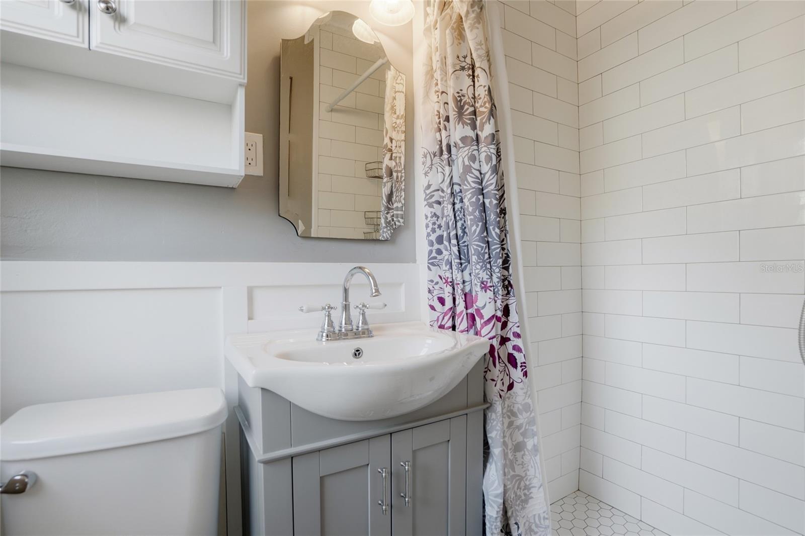 Image 28 of 52 For 511 27th Avenue N