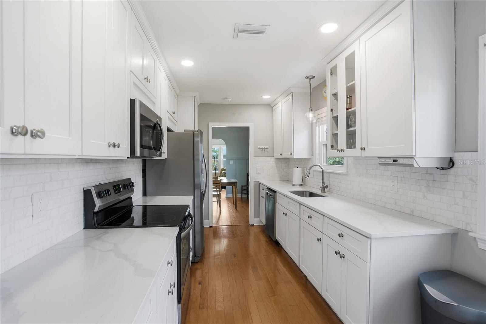 Image 31 of 52 For 511 27th Avenue N