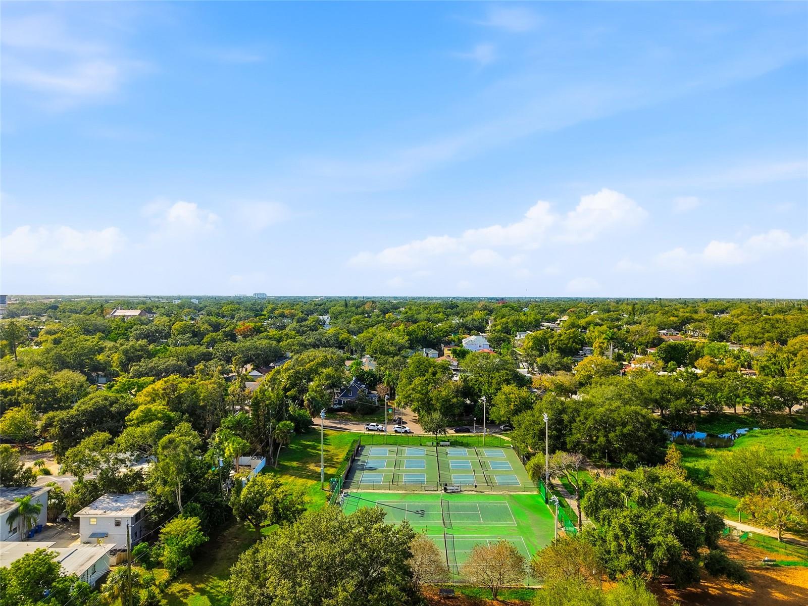 Image 48 of 52 For 511 27th Avenue N