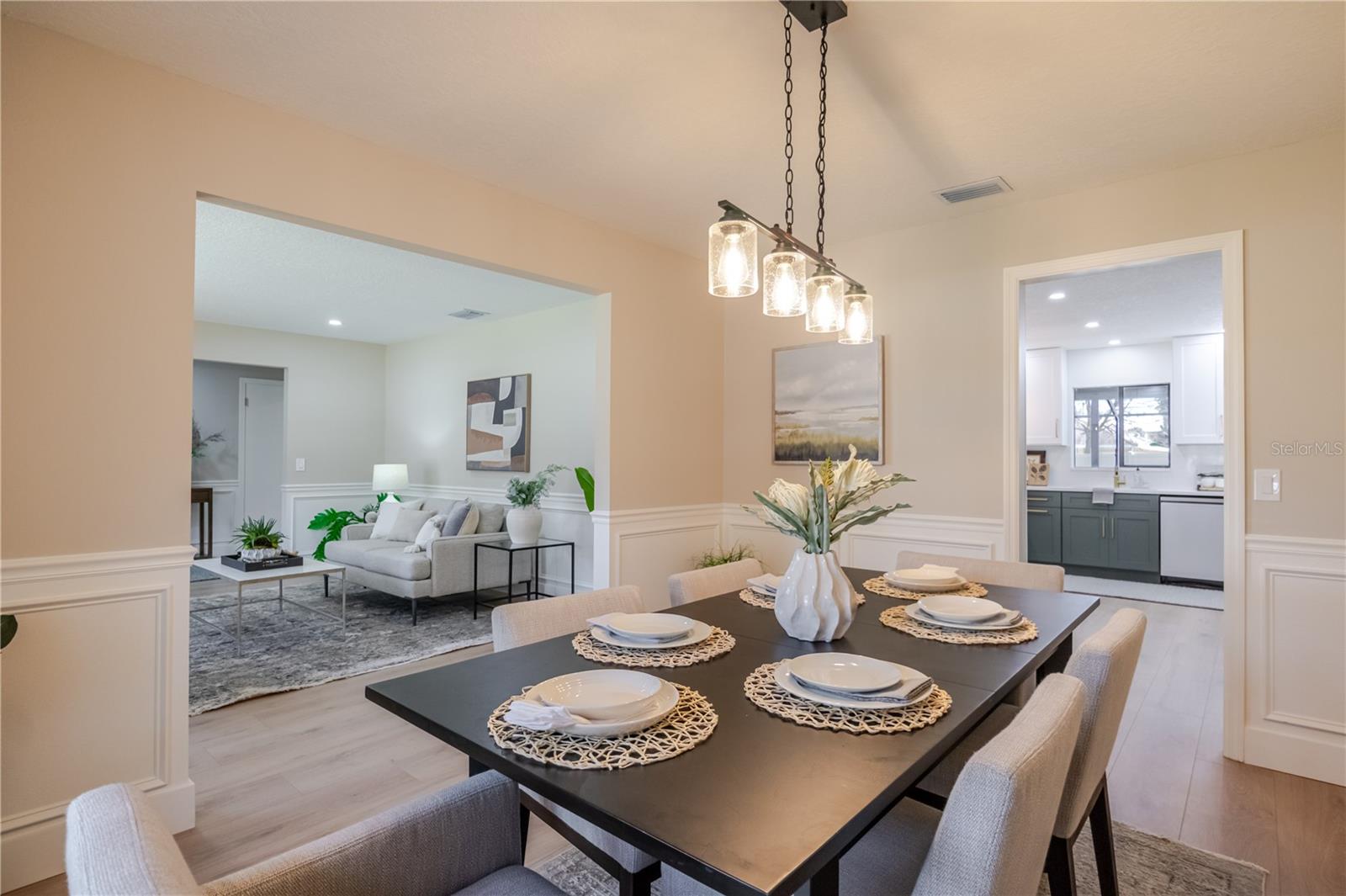 Image 13 of 63 For 2506 College Hill Drive