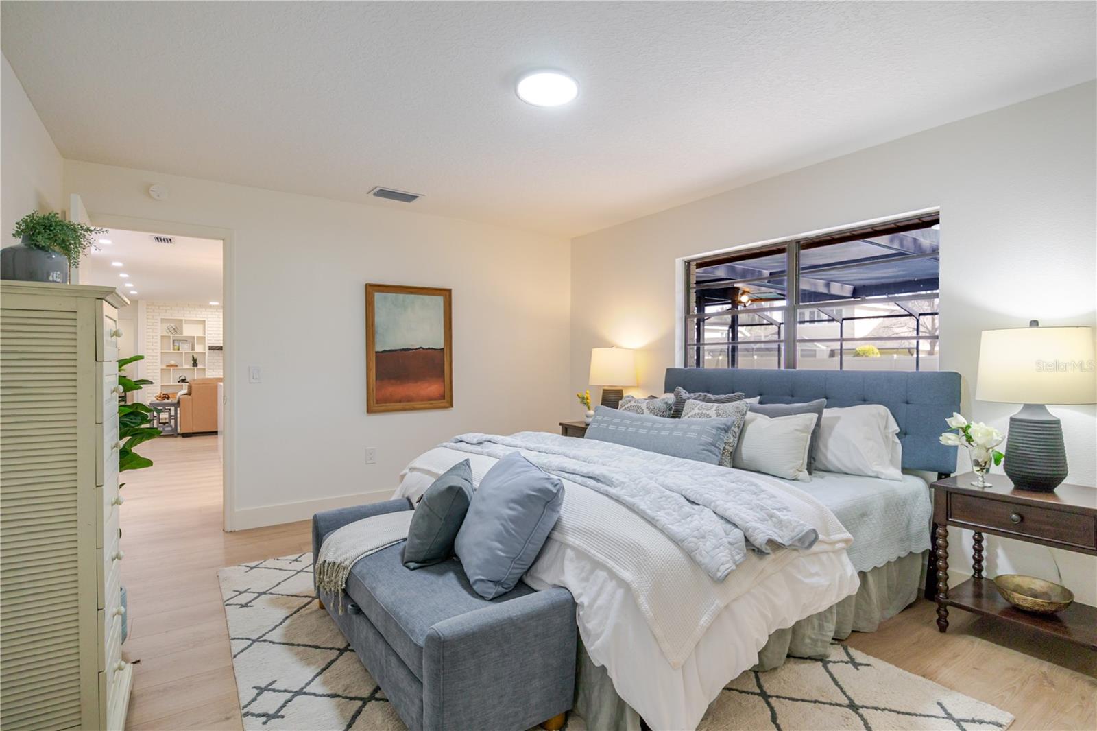 Image 25 of 63 For 2506 College Hill Drive